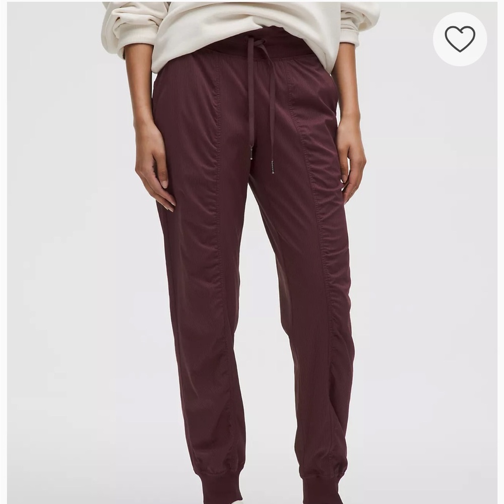 LULULEMON - Dance Studio Mid-Rise Joggers